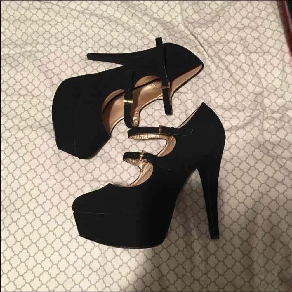 Suede black heels sz 10